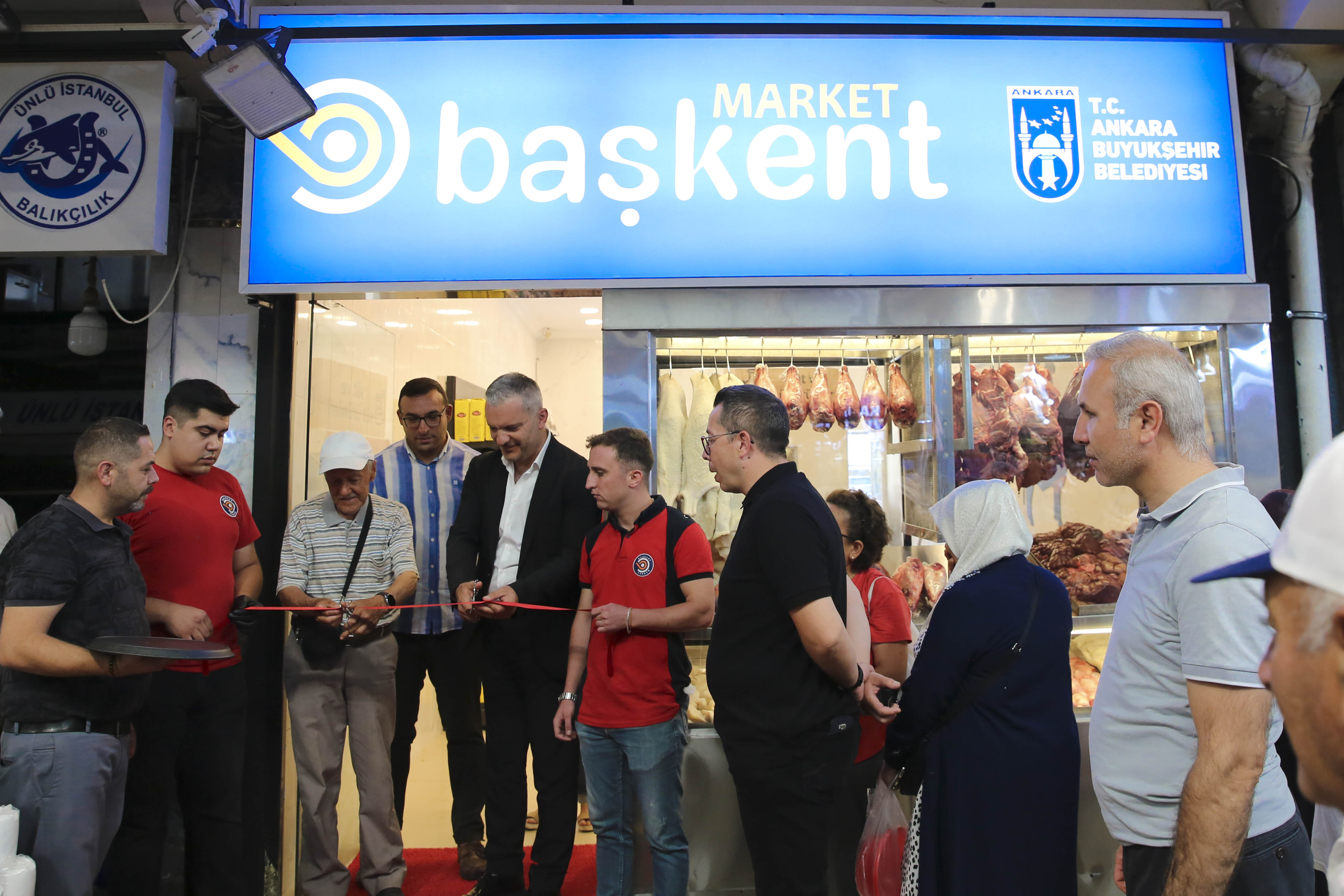 Başkent Market'in 8. şubesi Tarihi Ulus Hali'nde açıldı