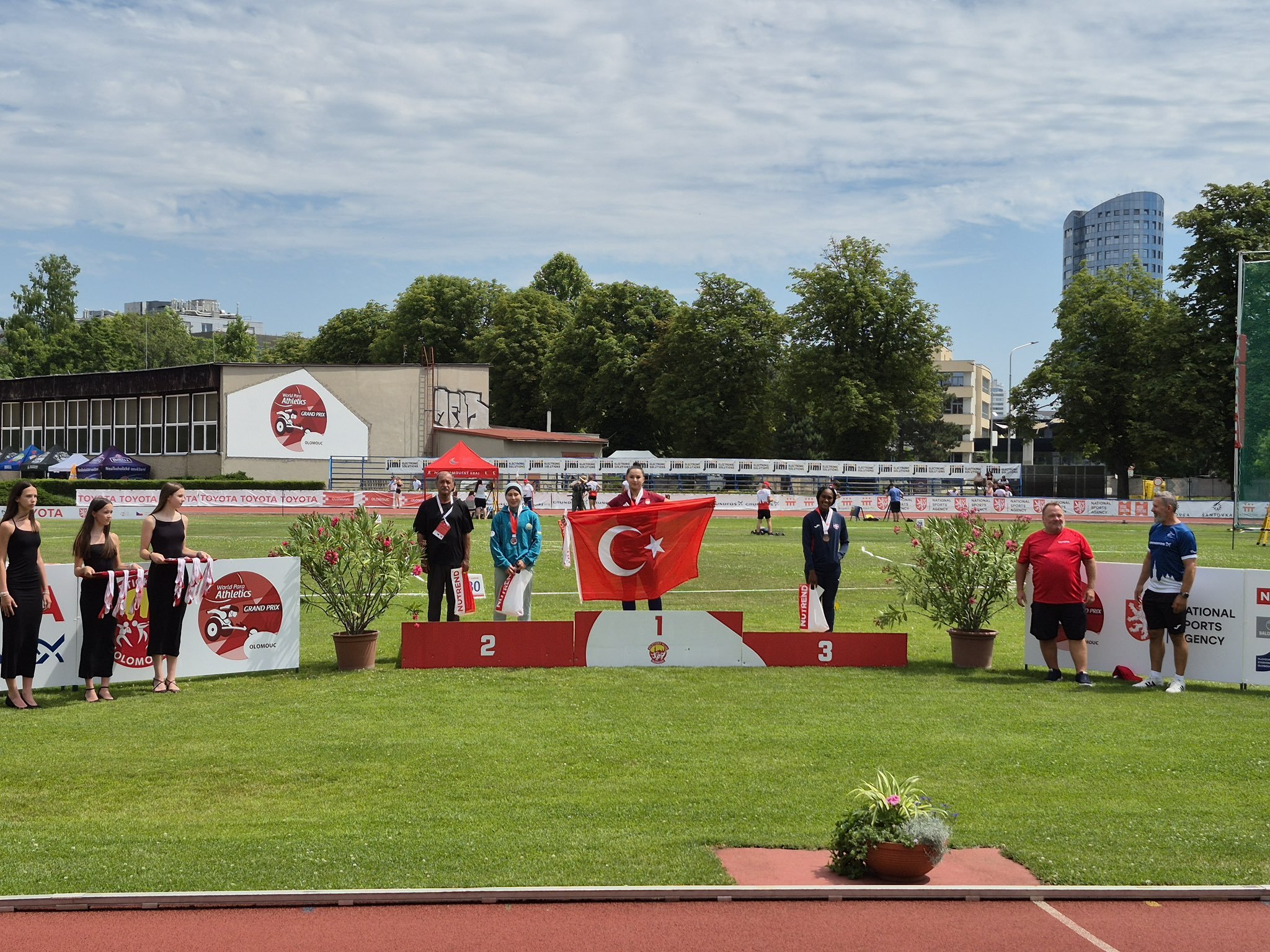 Milli para atletlerden Çekya’da çifte altın
