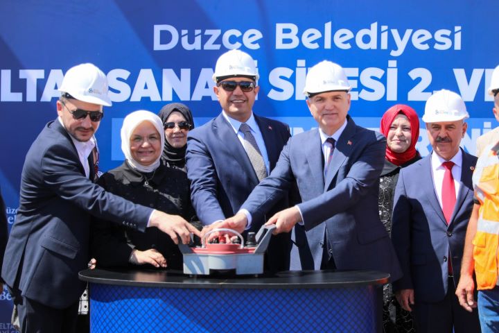 Düzce’de BELTAŞ Sanayi Sitesi”nin 2. ve 3. etap temeli atıldı