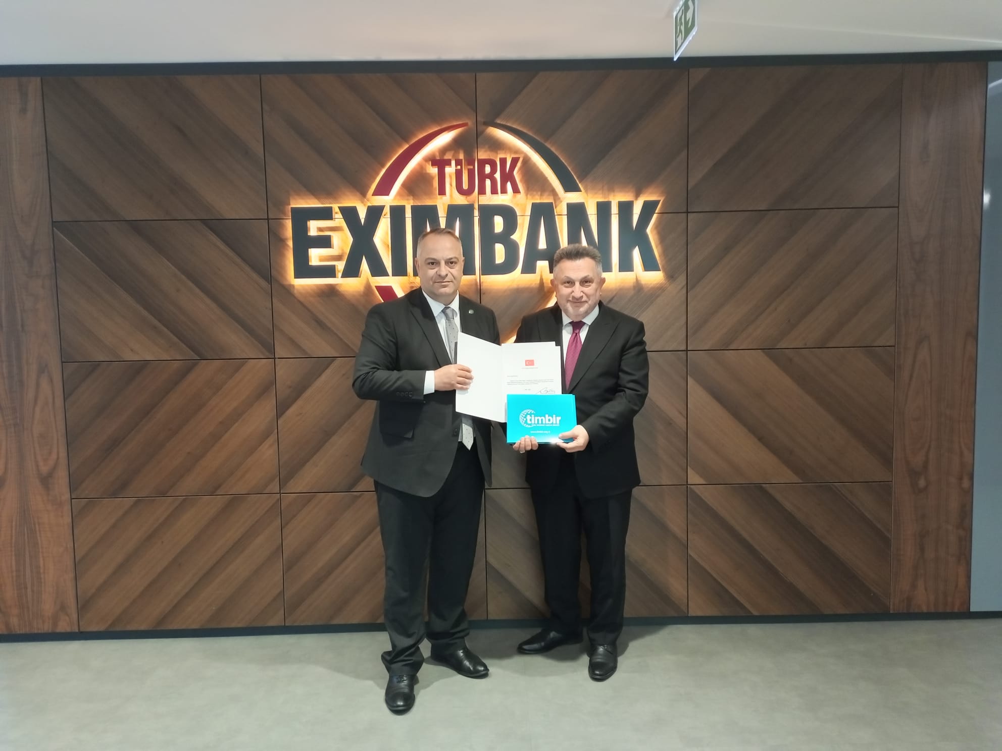 TİMBİR Genel Başkan Yardımcısı Muammer Baloğlu’ndan Türk Eximbank Genel Müdürü Ali Güney’e ziyaret