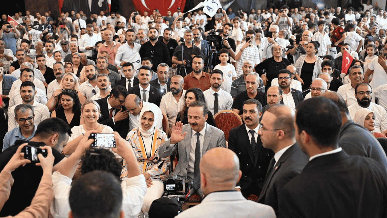 Anahtar Parti: Siyaset etiğini yok sayan, seviyesiz üslupla yapılan tepkilere asla aynı dille karşılık vermeyeceğiz