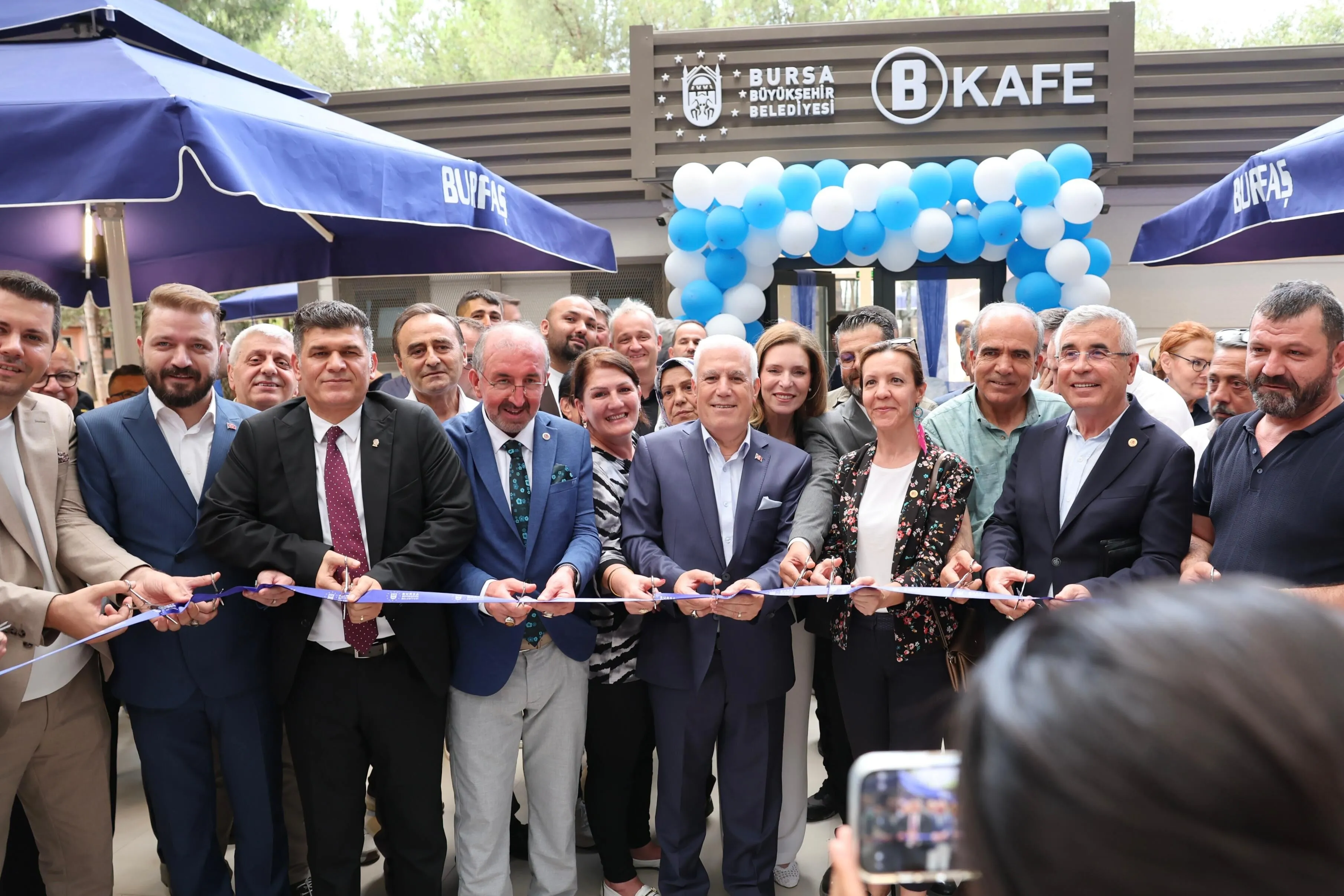 Bursa’da Sosyal Belediyecilik Büyüyor: B Kafe’nin 9. Şubesi Açıldı