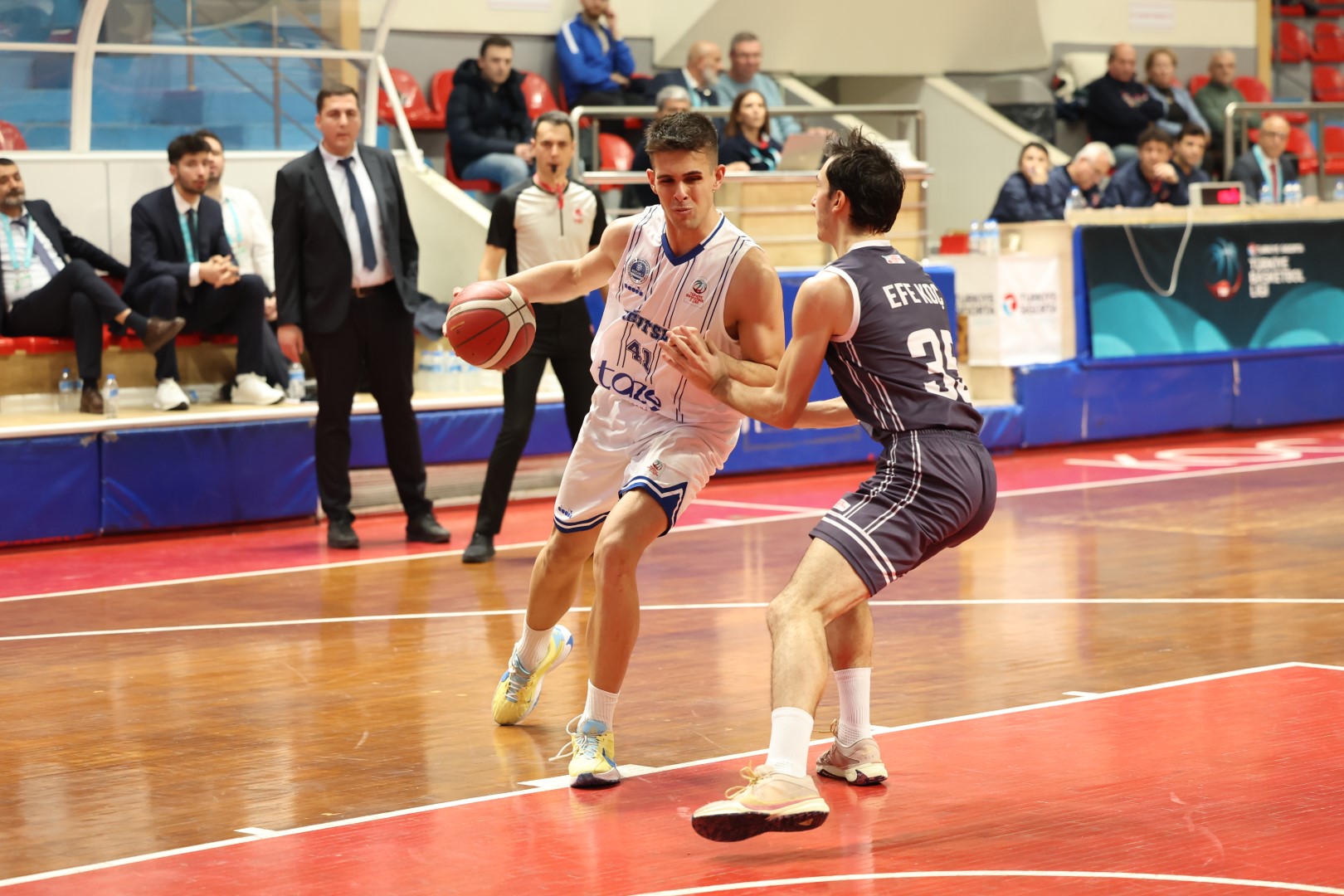 Basketbol’da Kağıtspor yeniden 1. Lig’de