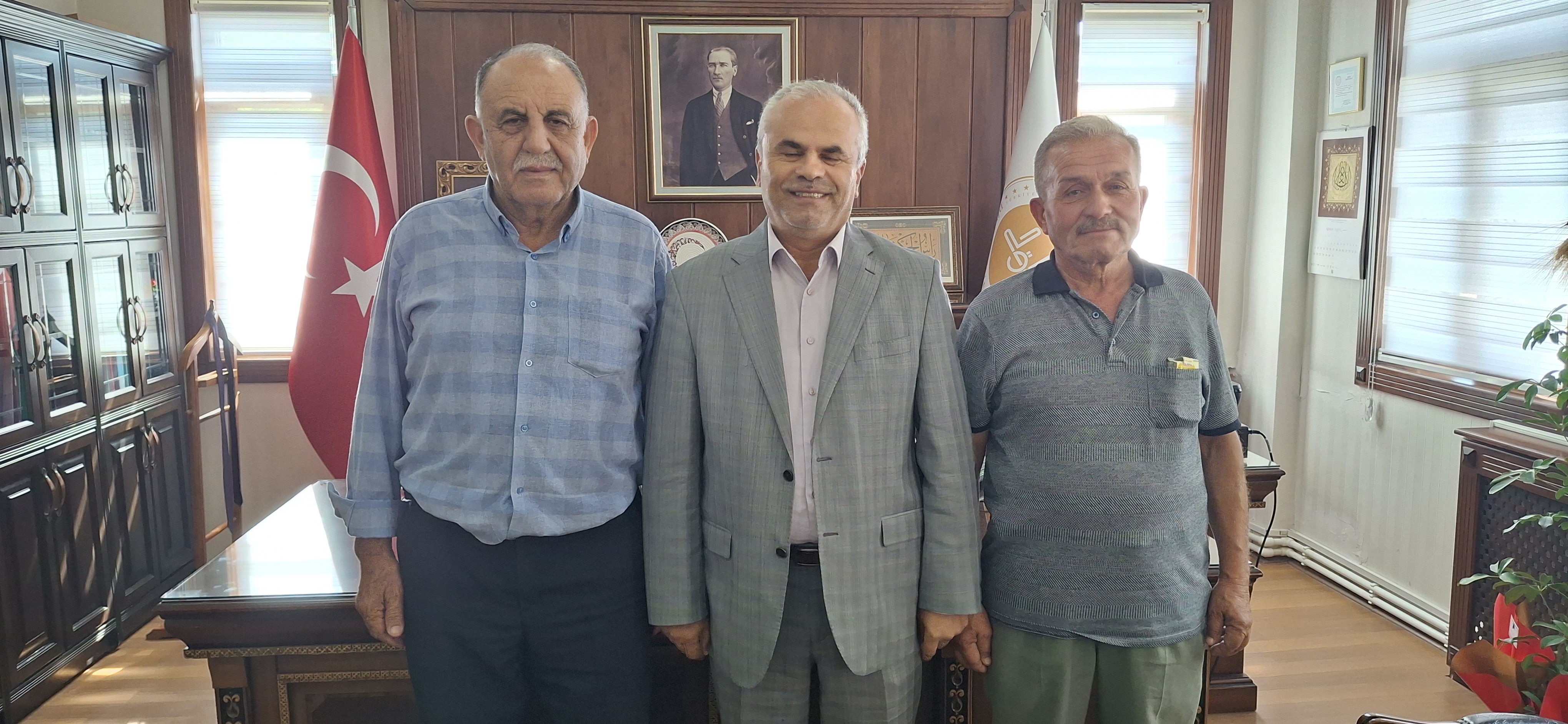 Beypazarı İlçe Müftüsü Mehmet Süsün’e hayırlı olsun ziyaretleri sürüyor