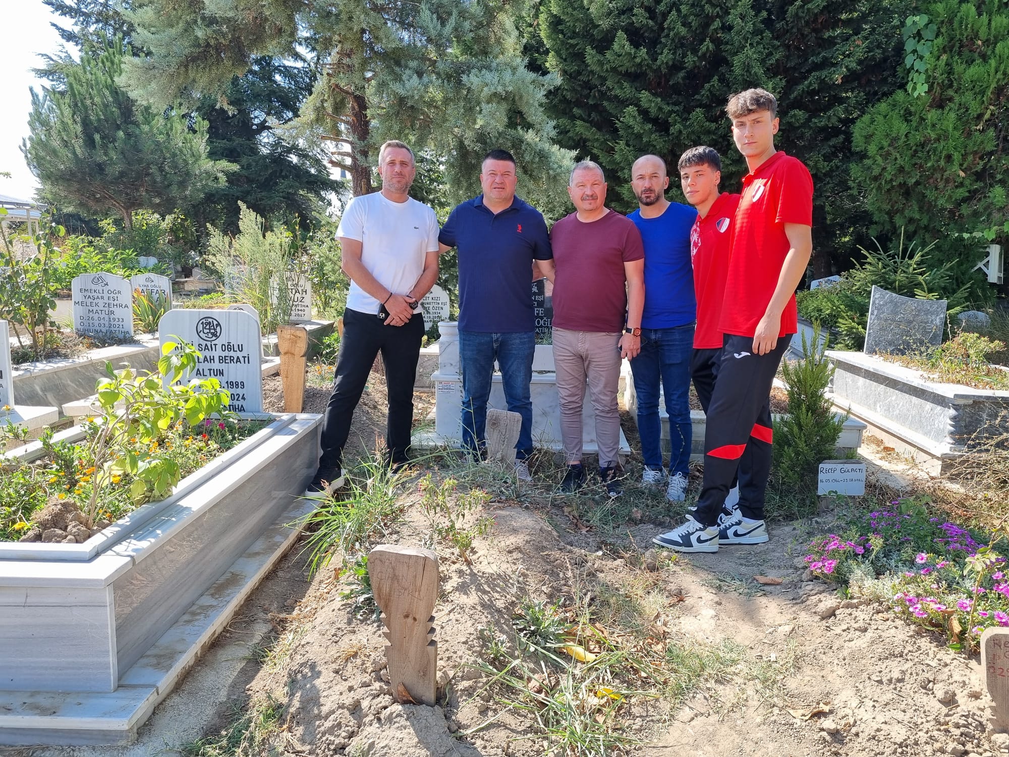 Fenerbahçe’nin eski futbolcusu Cihan Işık, Düzce’de dualarla yâd edildi