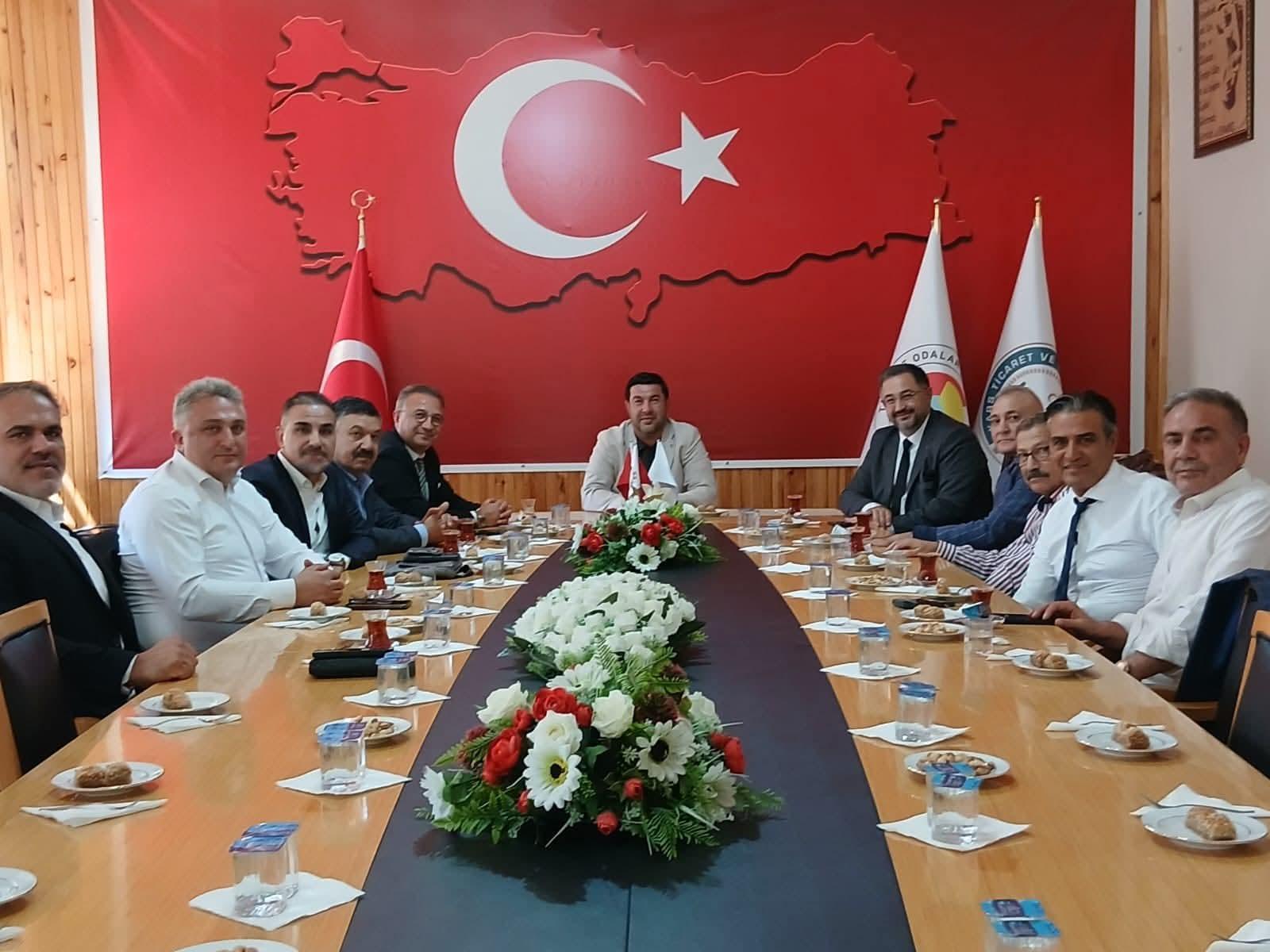 Gazi Kars Vakfı’ndan KATSO’ya ziyaret