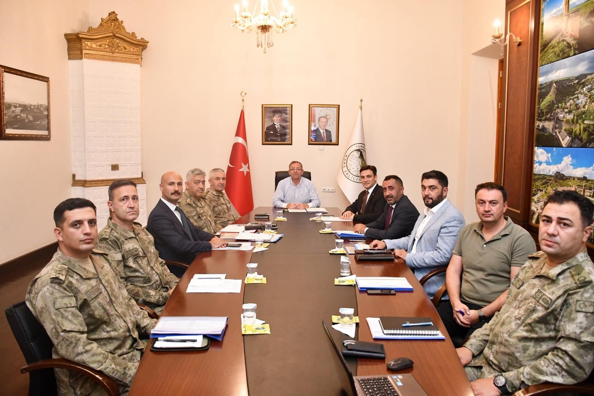 Kars’ta "Sınır Yolları Yapımı ve Bakımı" toplantısı gerçekleştirildi