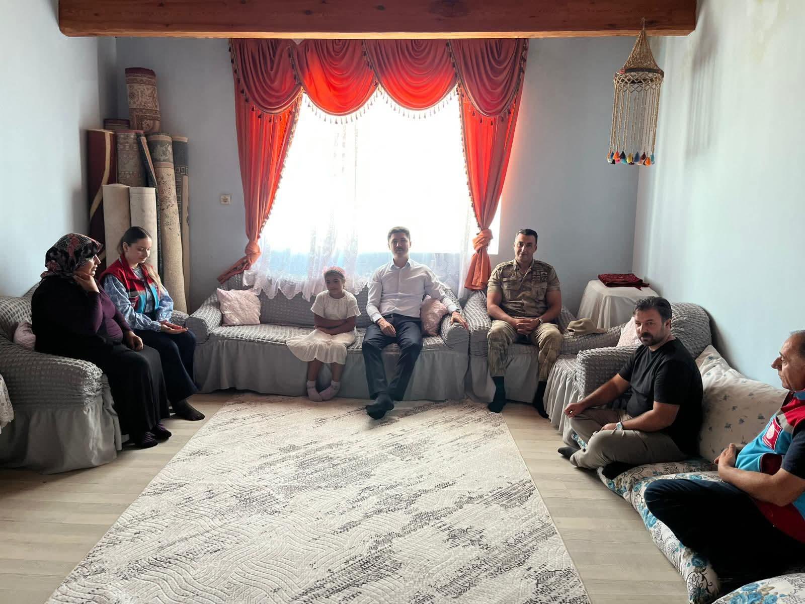 Kaymakam Kahraman’dan Bacalı Köyü’ne hane ziyareti: “Köylü milletin efendisidir”