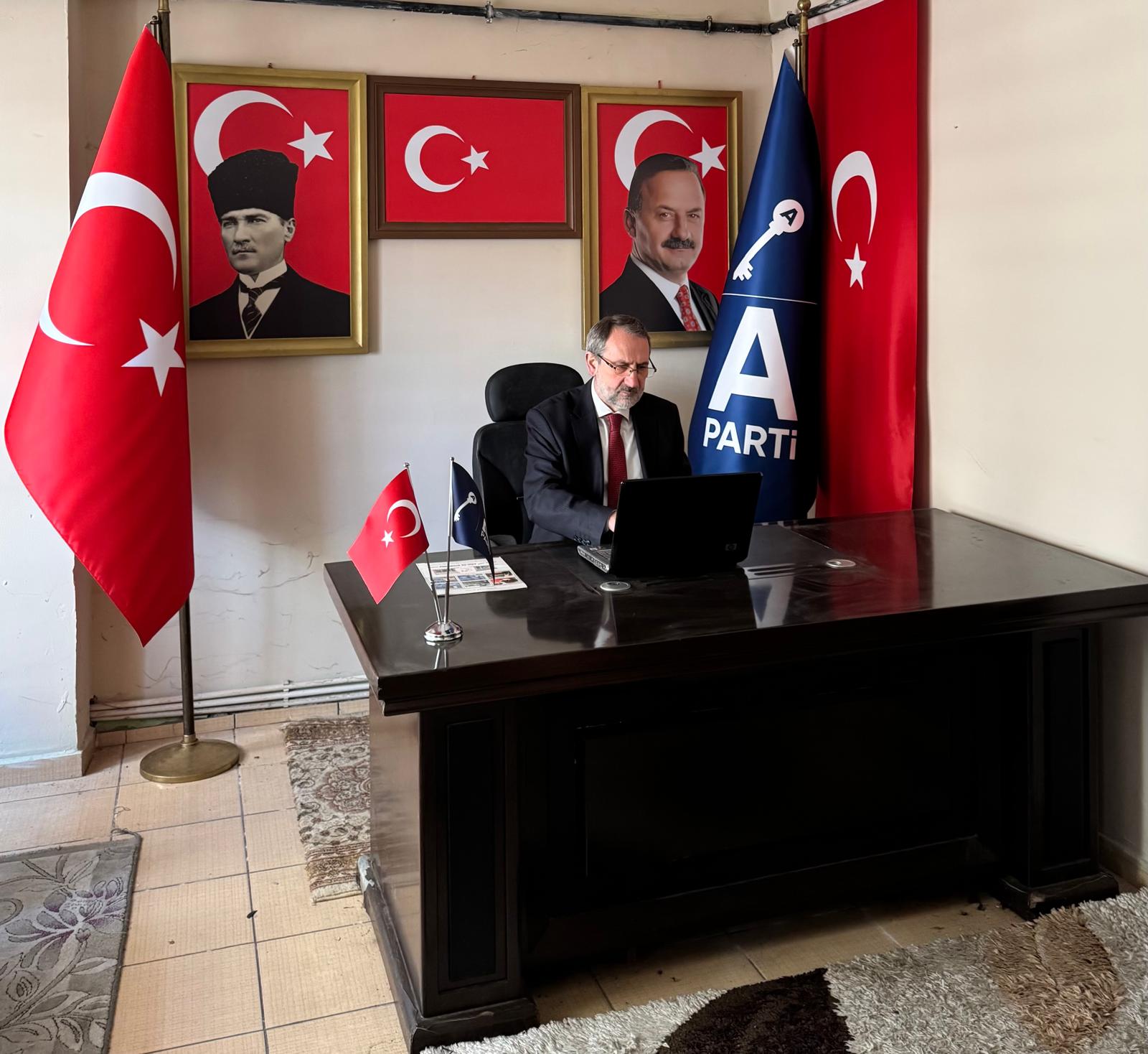 Anahtar Parti Kars İl Başkanı Yıldırım: "Kars'ın kalbi Kafkas Üniversitesi zordadır"