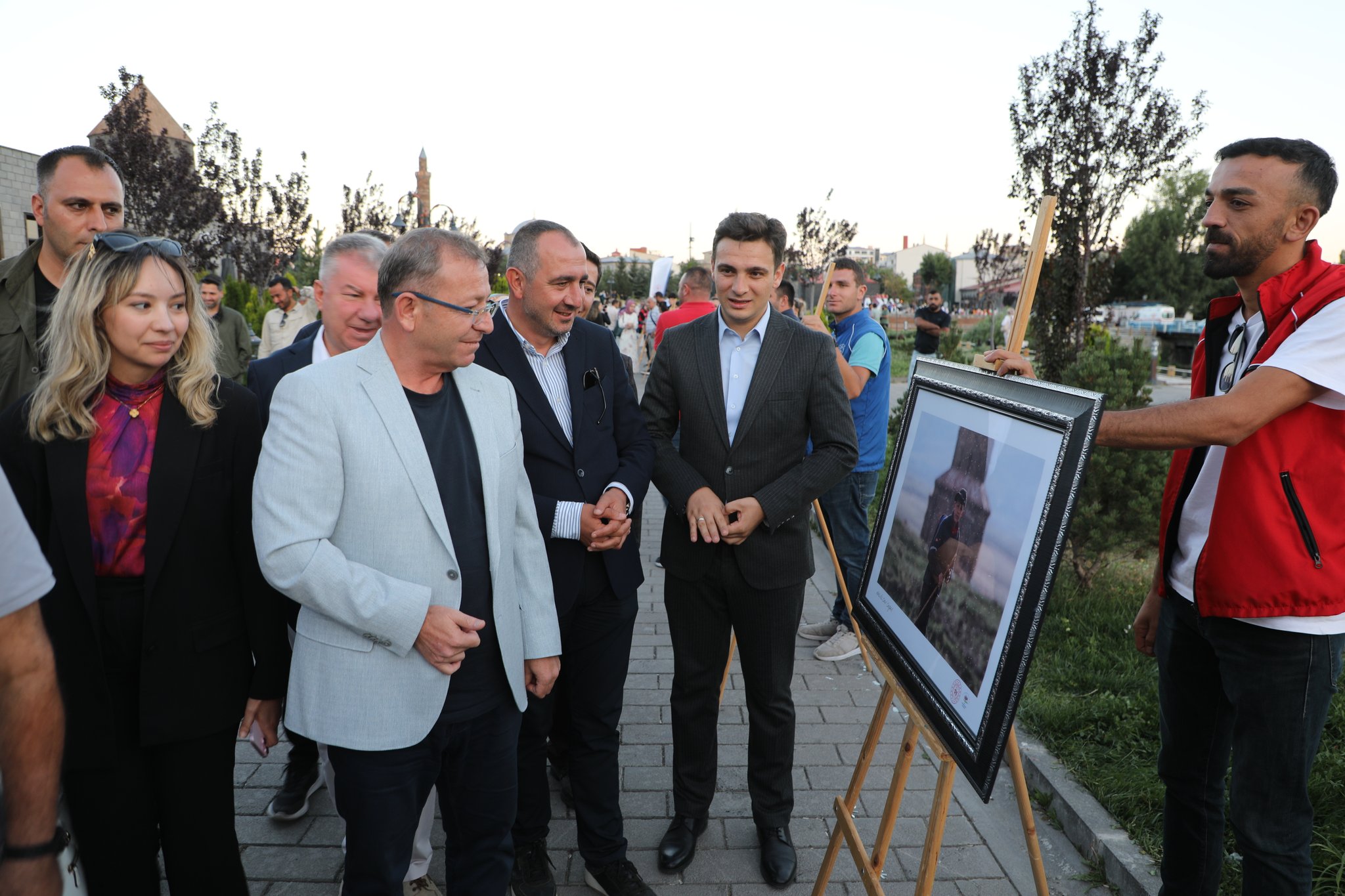 Kars'ta Ani’nin fethinin 961. yılı kapsamında fotoğraf sergisine açıldı
