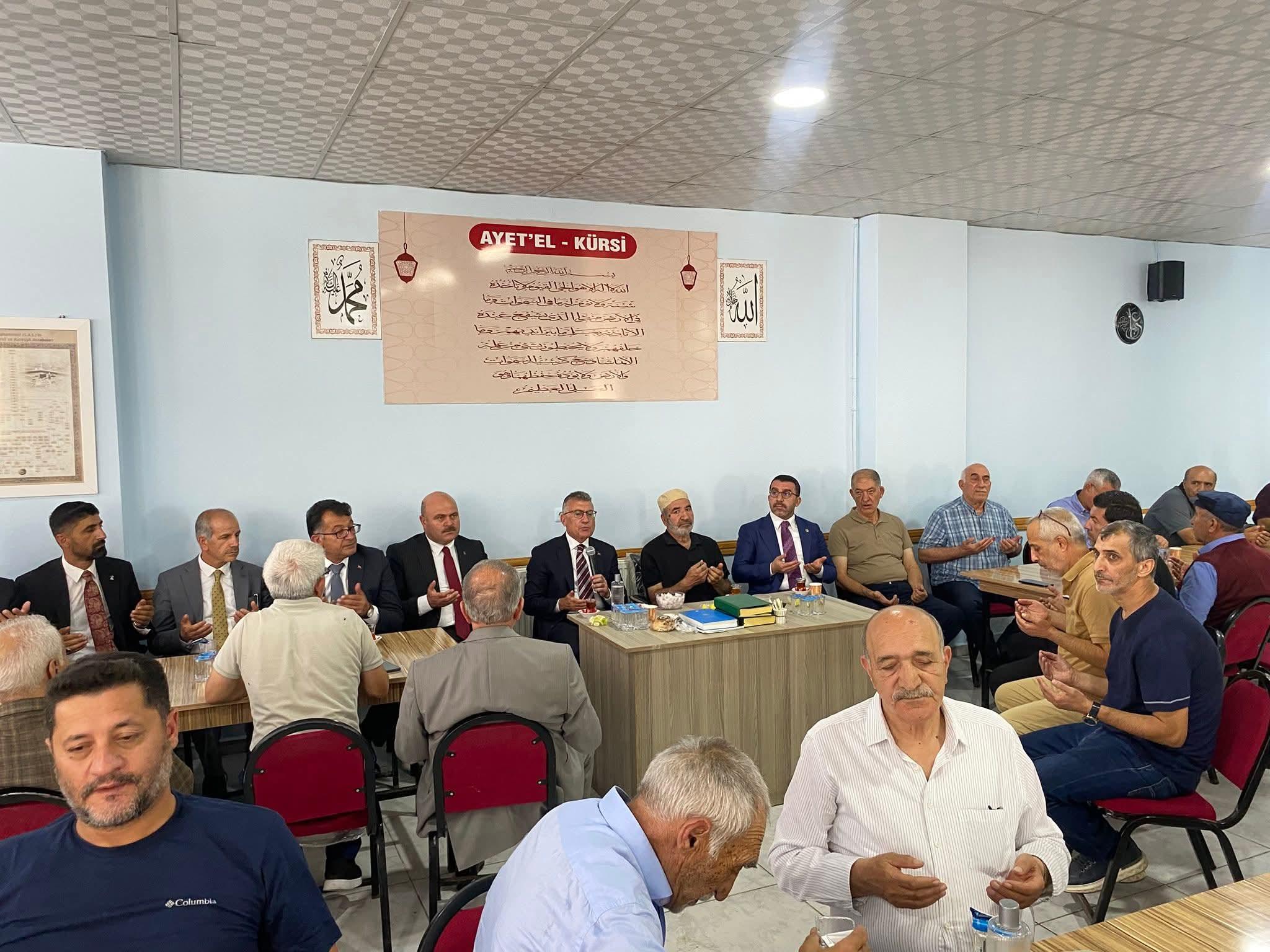 AK Parti TBMM Grup Başkanı Abdullah Güler, Kars TSO Başkanı Bozan'a taziye ziyaretinde bulundu