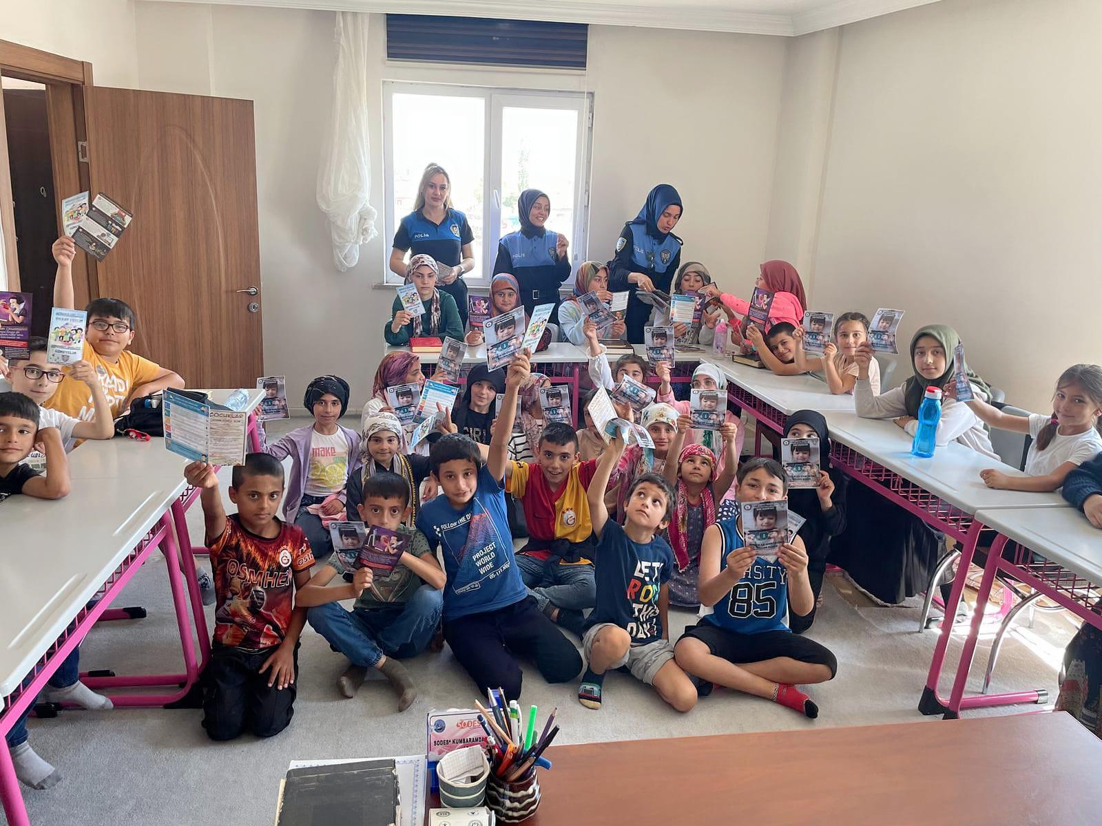 Kars’ta yaz Kur’an kursu öğrencilerine güvenlik eğitimi verildi