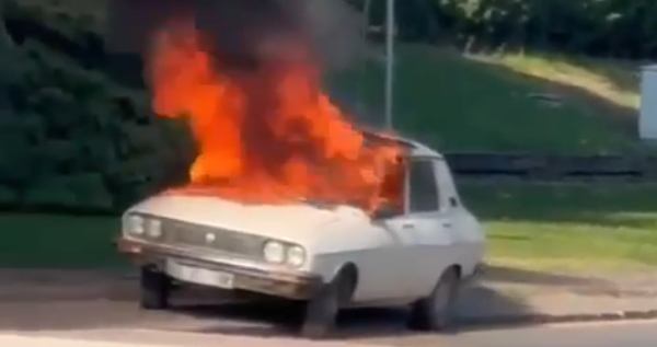 TBMM'nin önünde 'Beyaz Toros' yakıldı; şüpheli gözaltında