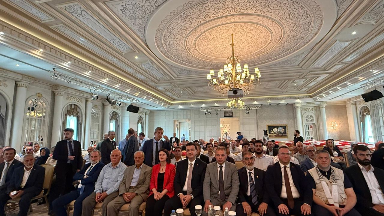 Van'da tüm partiler Saadet Partisi kongresinde buluştu!