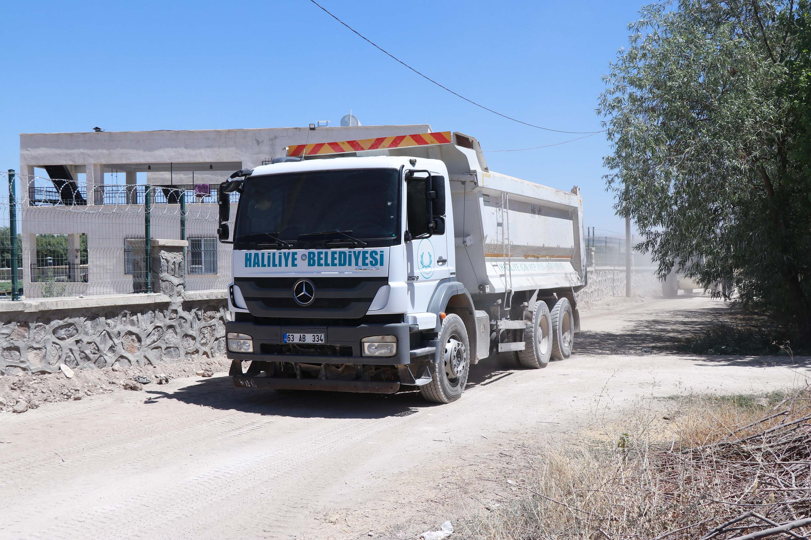 Kırsalda ulaşım rahatlıyor: Haliliye Belediyesi'nden yol atağı