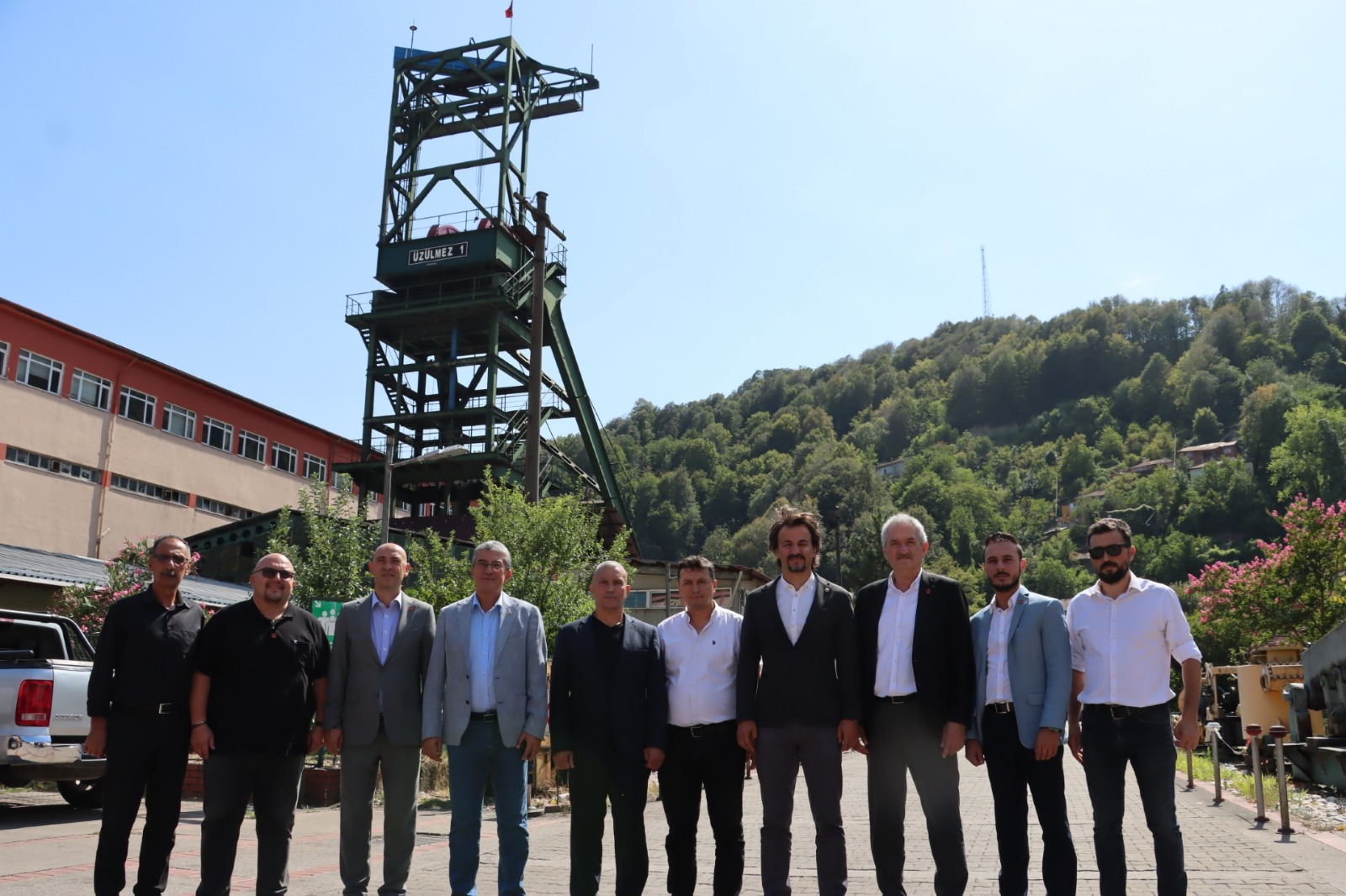 CHP Grup Başkanvekili Günaydın TTK Üzülmez müessesini ziyaret etti