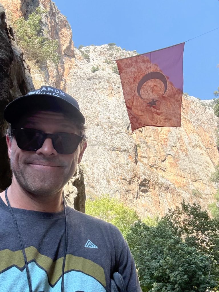 Supernatural Yıldızı Misha Collins Türkiye’de: Çok güzelsin