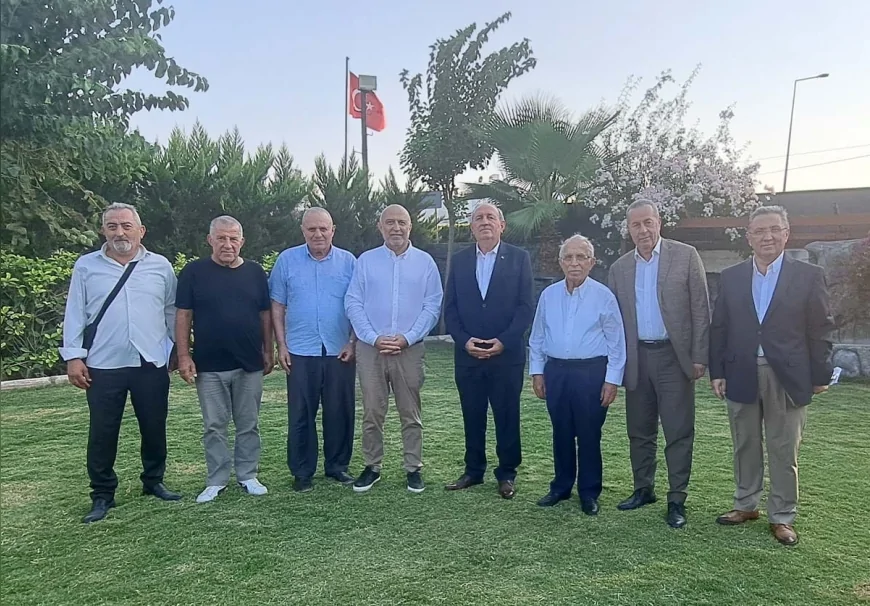 İzmir’de Pazarspor’a destek gecesine yoğun ilgi