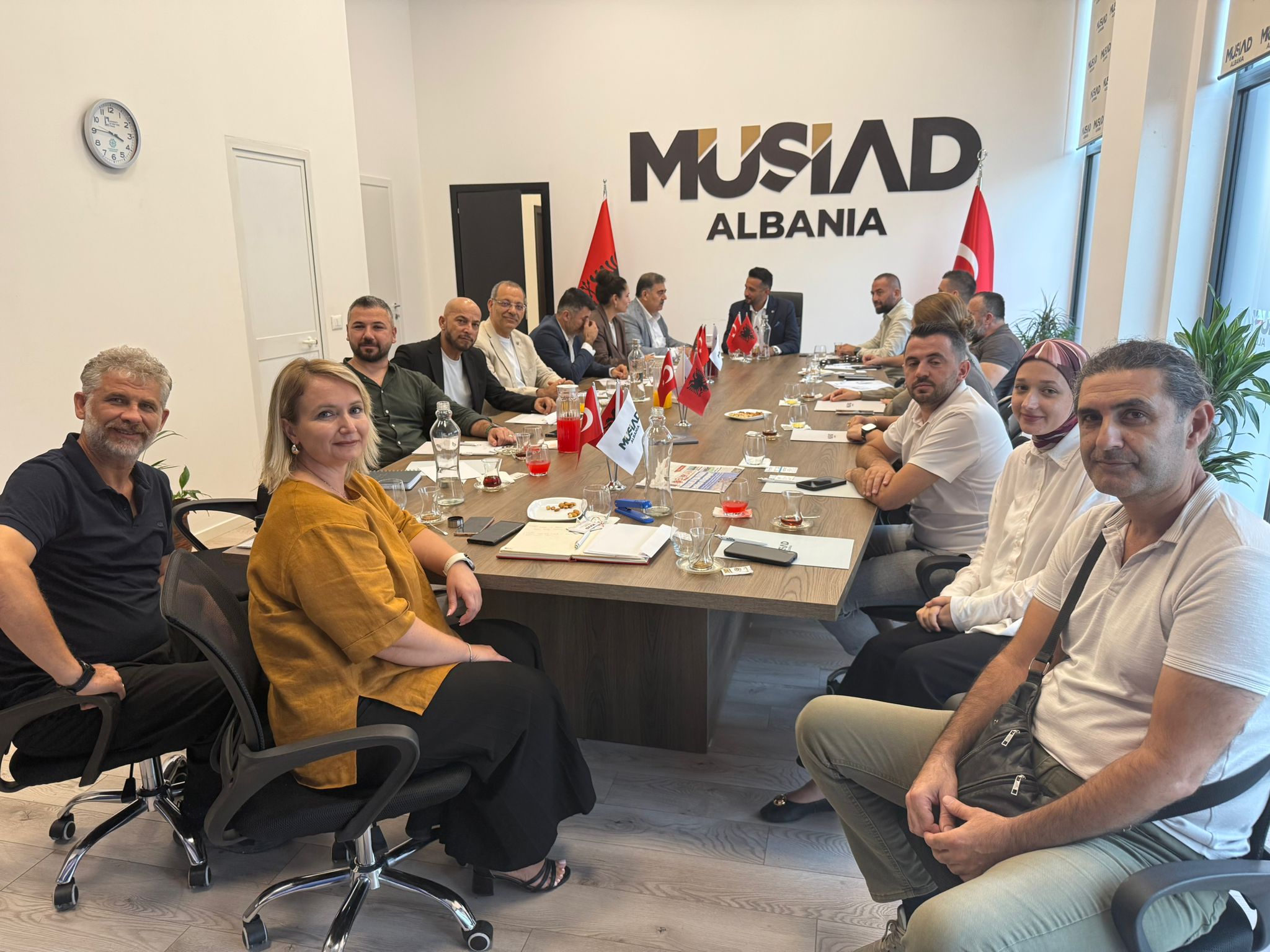 MÜSİAD Arnavutluk heyeti ile Türk işadamları Tiran’da bir araya geldi
