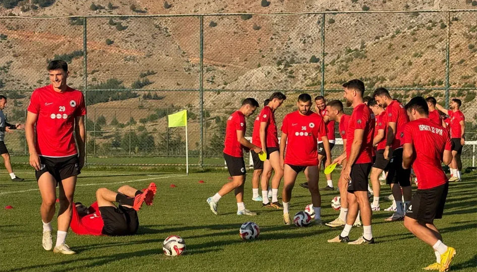 Isparta32spor, Barida Hotels’de kampa girdi