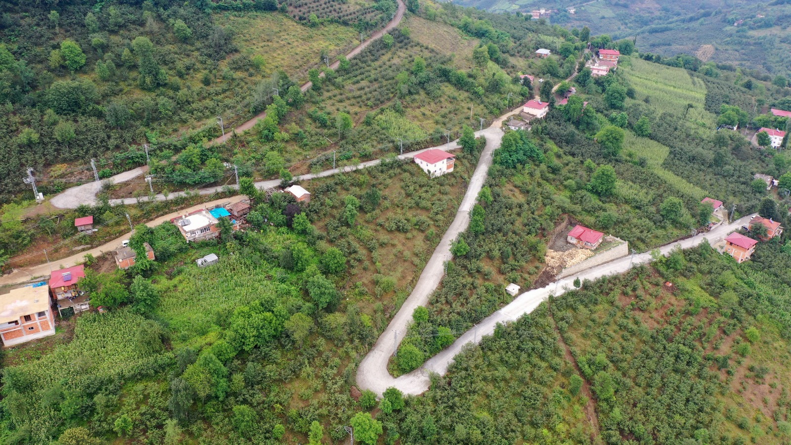 Ünye Ortaköy’de beton yol çalışması yapıldı