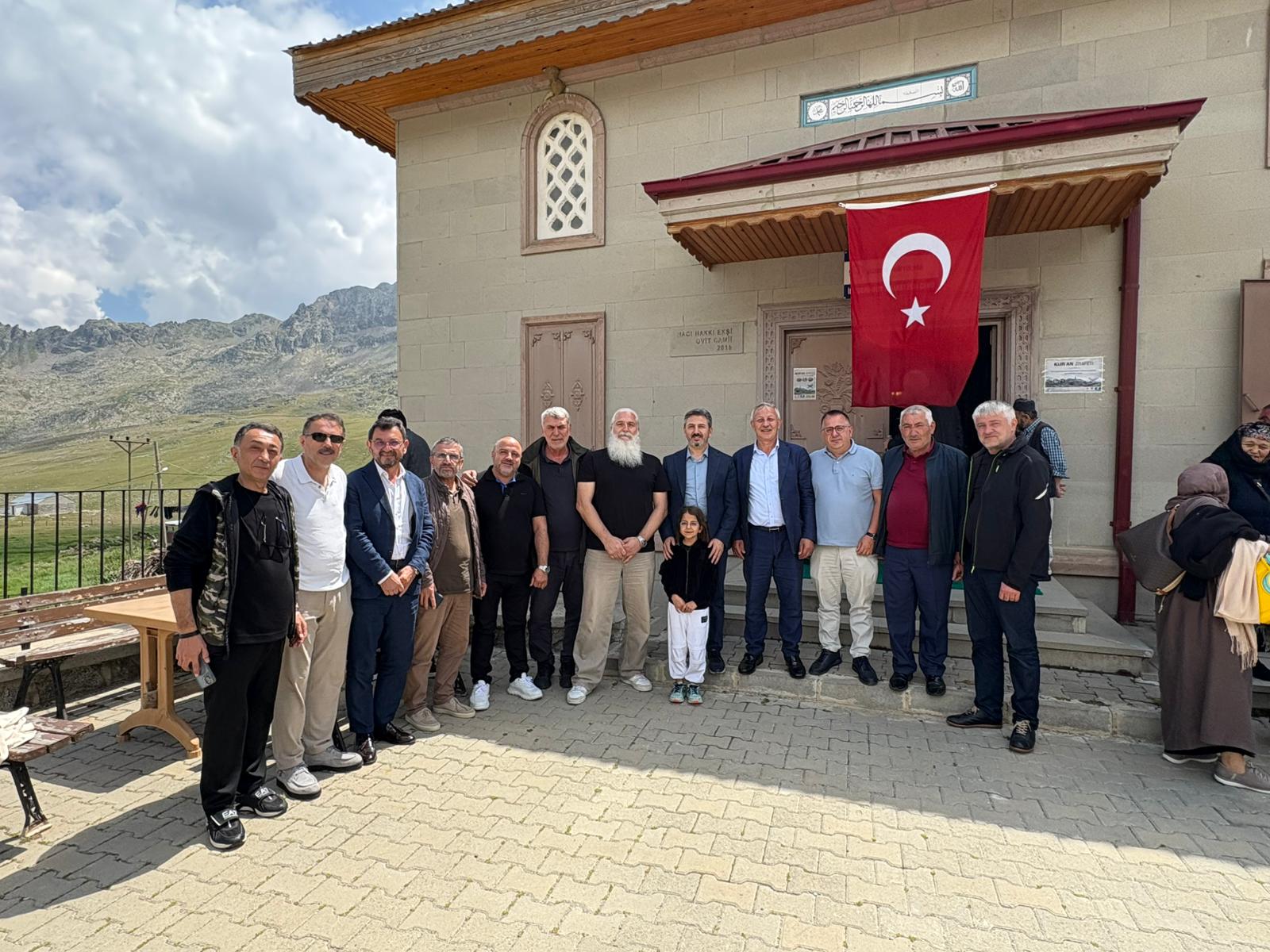 Ovit Hacı Hakkı Ekşi Camii’nde Kur’an ziyafeti