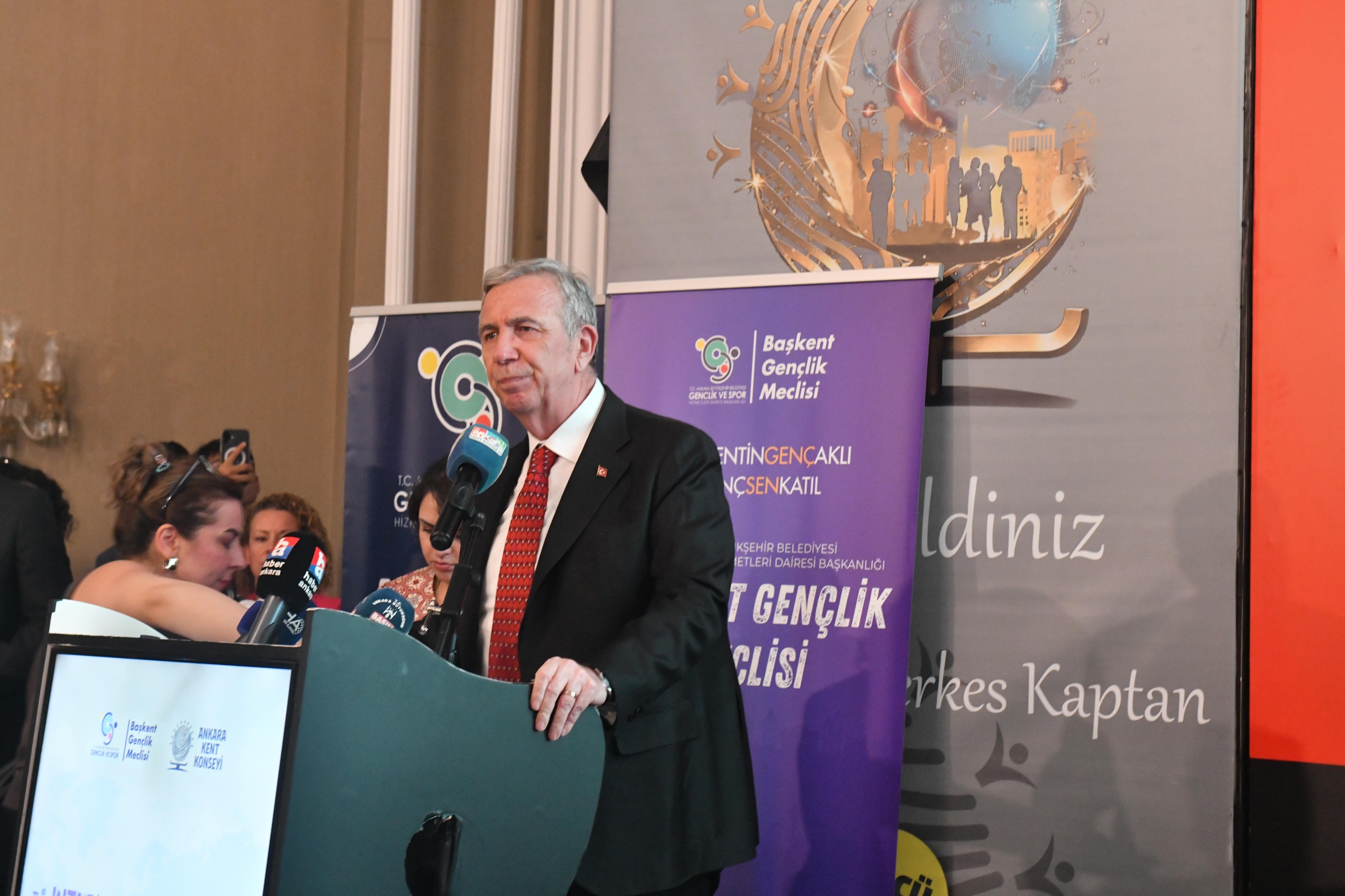 Dünya gençliği Başkent’te; Mansur Yavaş: Gençlerin aklına ihtiyacımız var