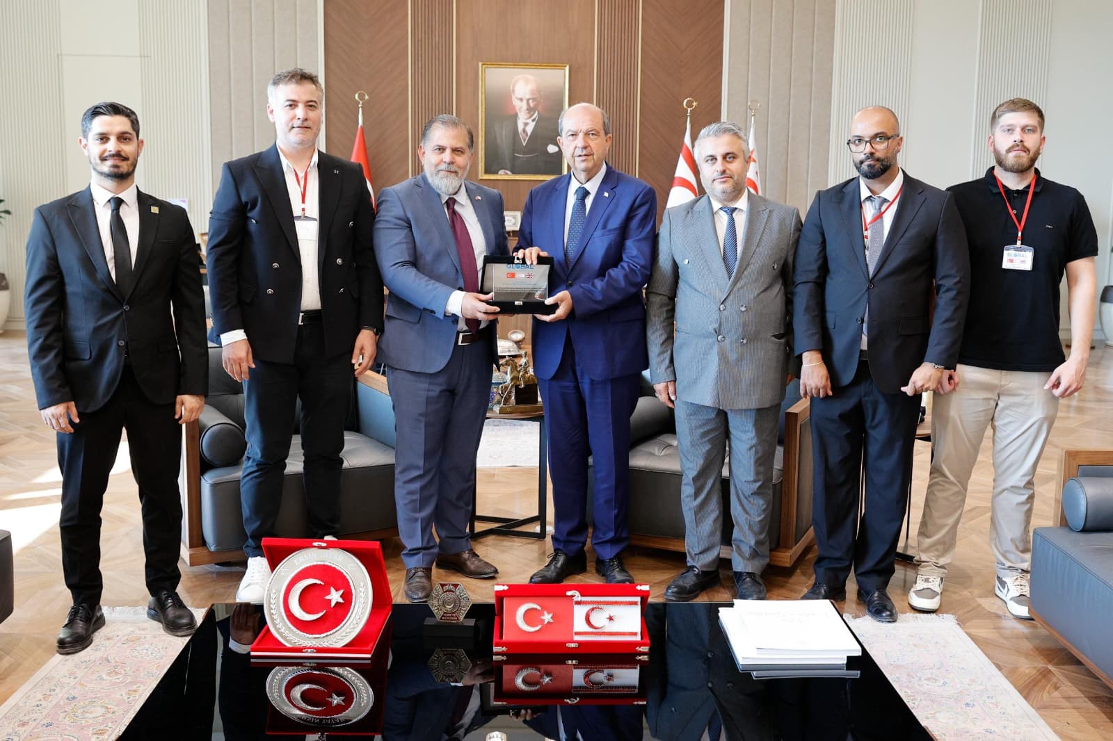 İngiltere’den Kıbrıs’a iş birliği ziyareti