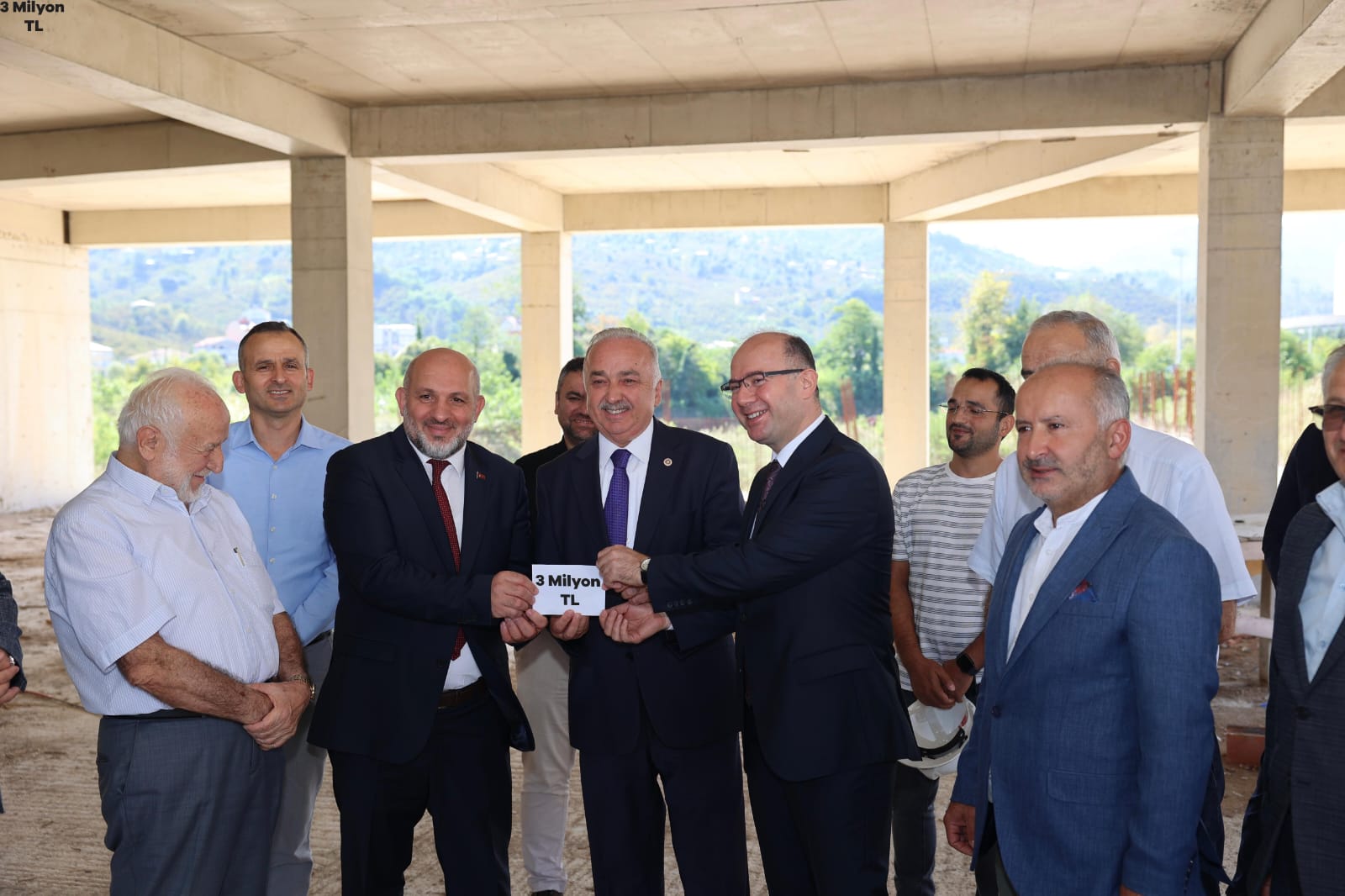 Dini İlimler Külliyesine 3 milyon TL bağış