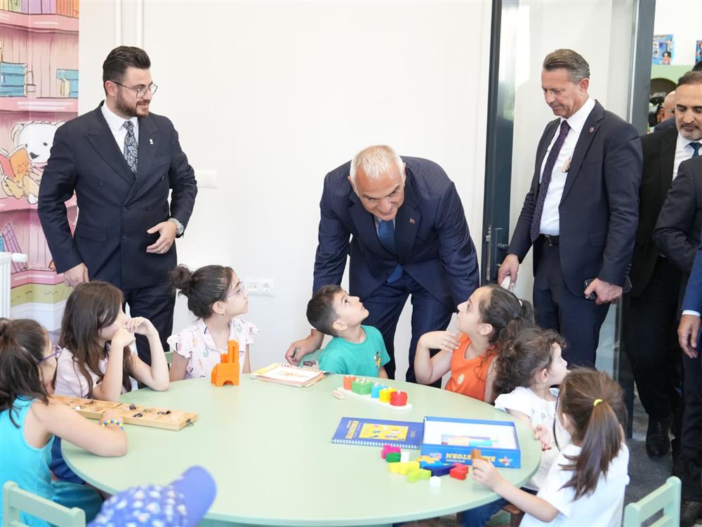 Kayseri'de 20.000 Kitaplık Kültür Adası