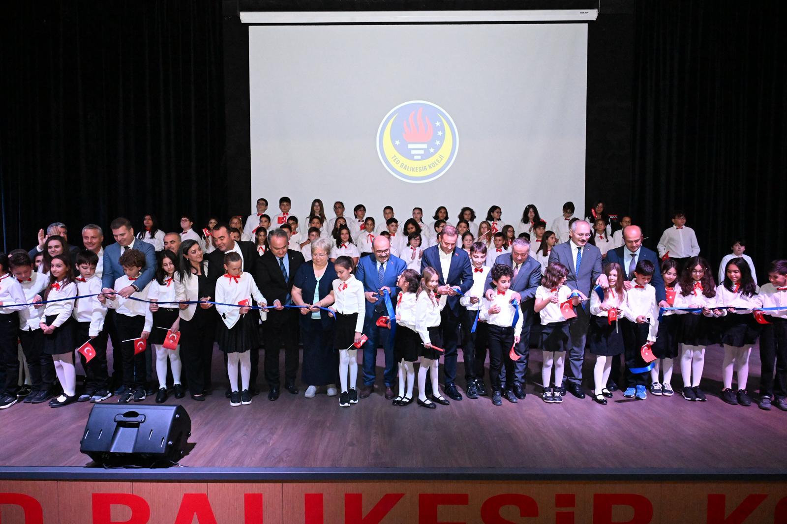 Akın: Atatürkçü, düşünen, sorgulayan bireyler yetişecek