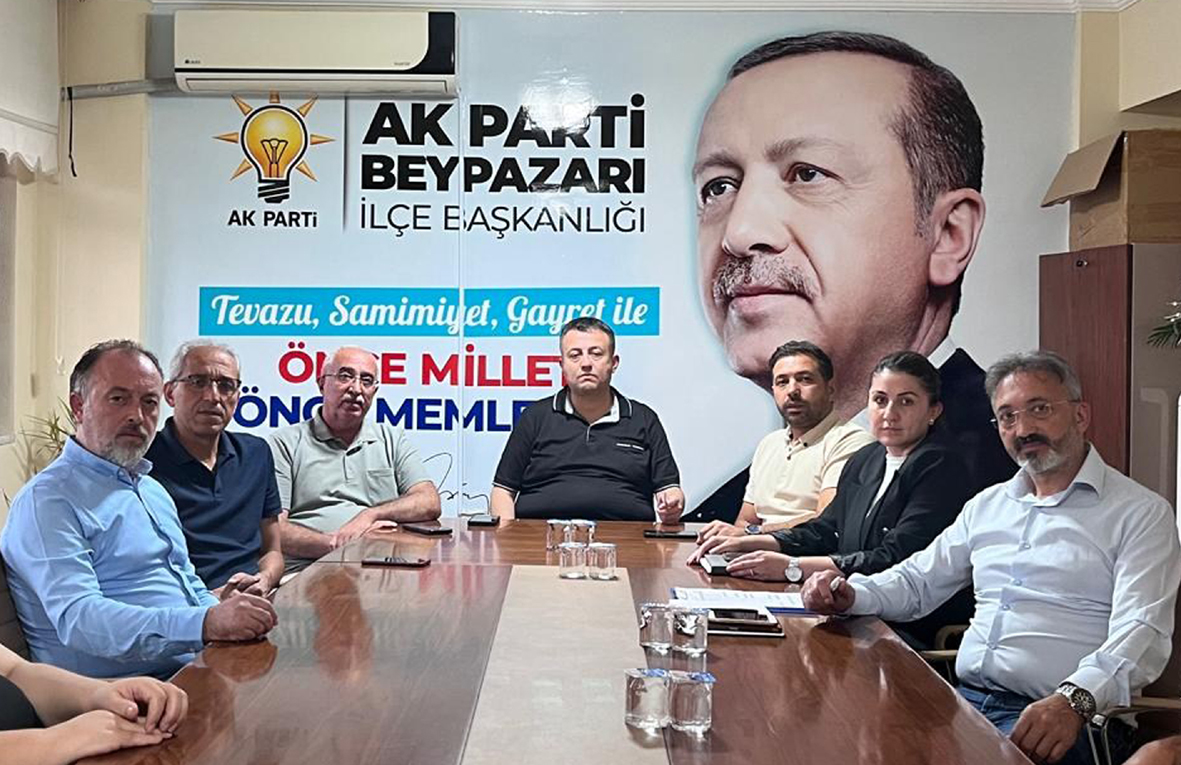 AK Parti Beypazarı İlçe Başkanlığı Yürütme Kurulu toplantısı gerçekleştirdi