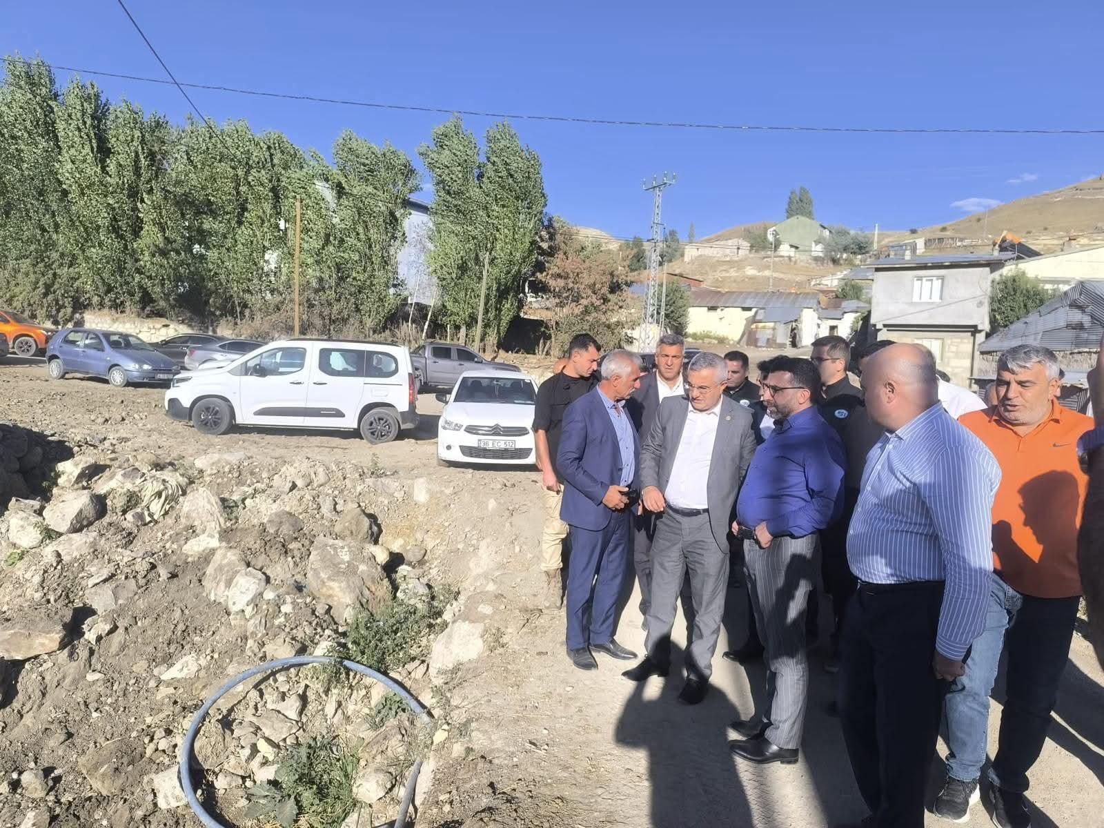 AK Parti Kars Milletvekili Adem Çalkın, Sarıkamış’ta taşkın kontrol tesislerini yerinde inceledi