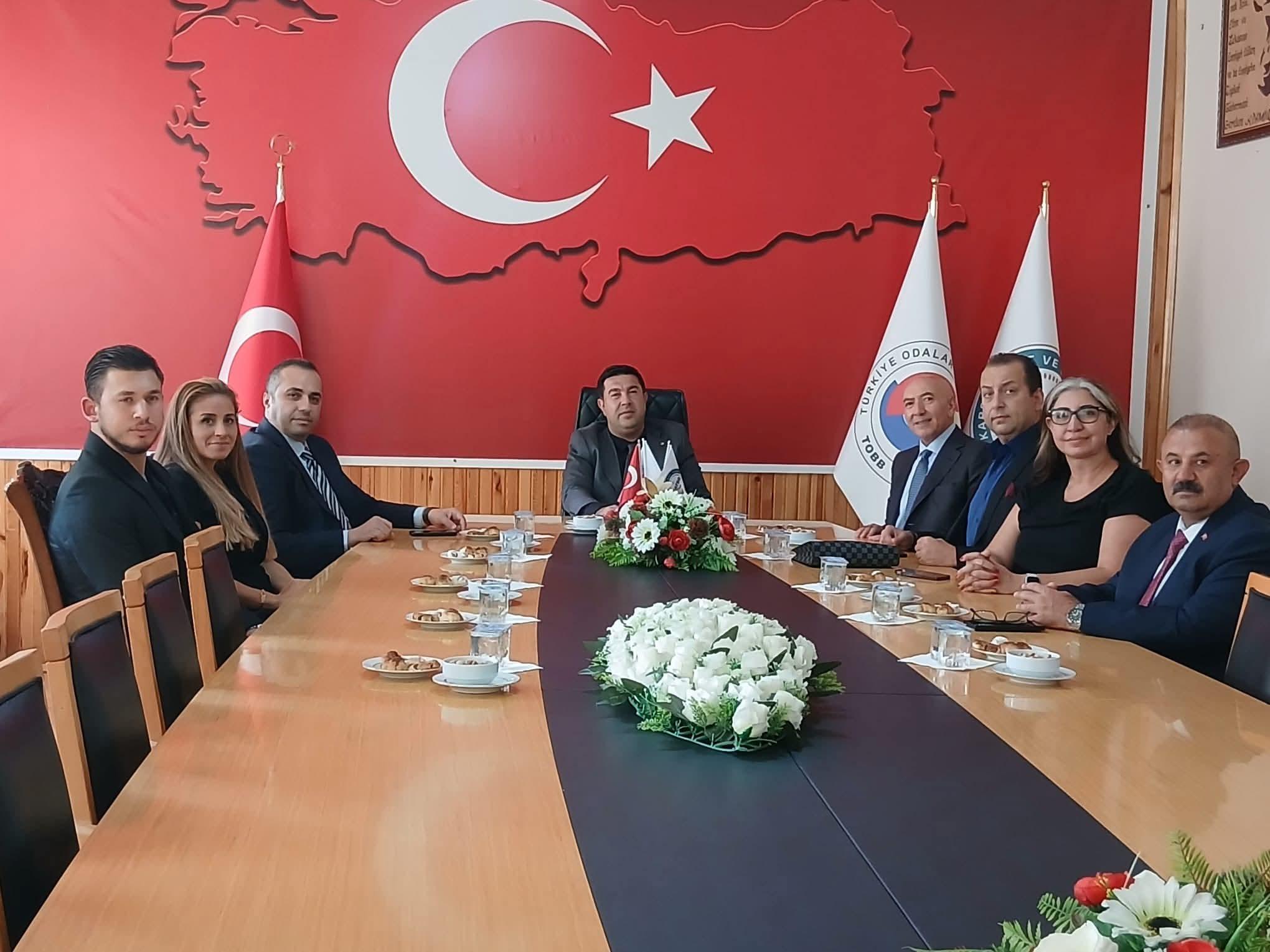 AK Parti Milletvekili Ayhan Gider, Bayramiç Tarım ve Teknoloji Fuarı sonrası KATSO ile bir araya geldi