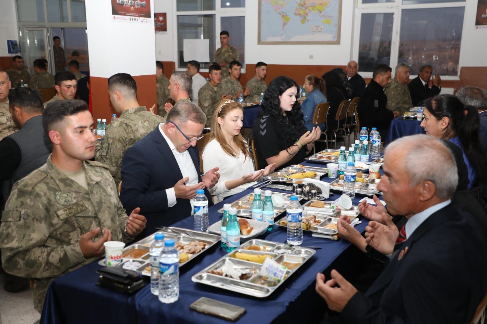 Vali Ziya Polat, Gaziler Günü’nde Şehit yakınları ve gazilerle bir araya geldi