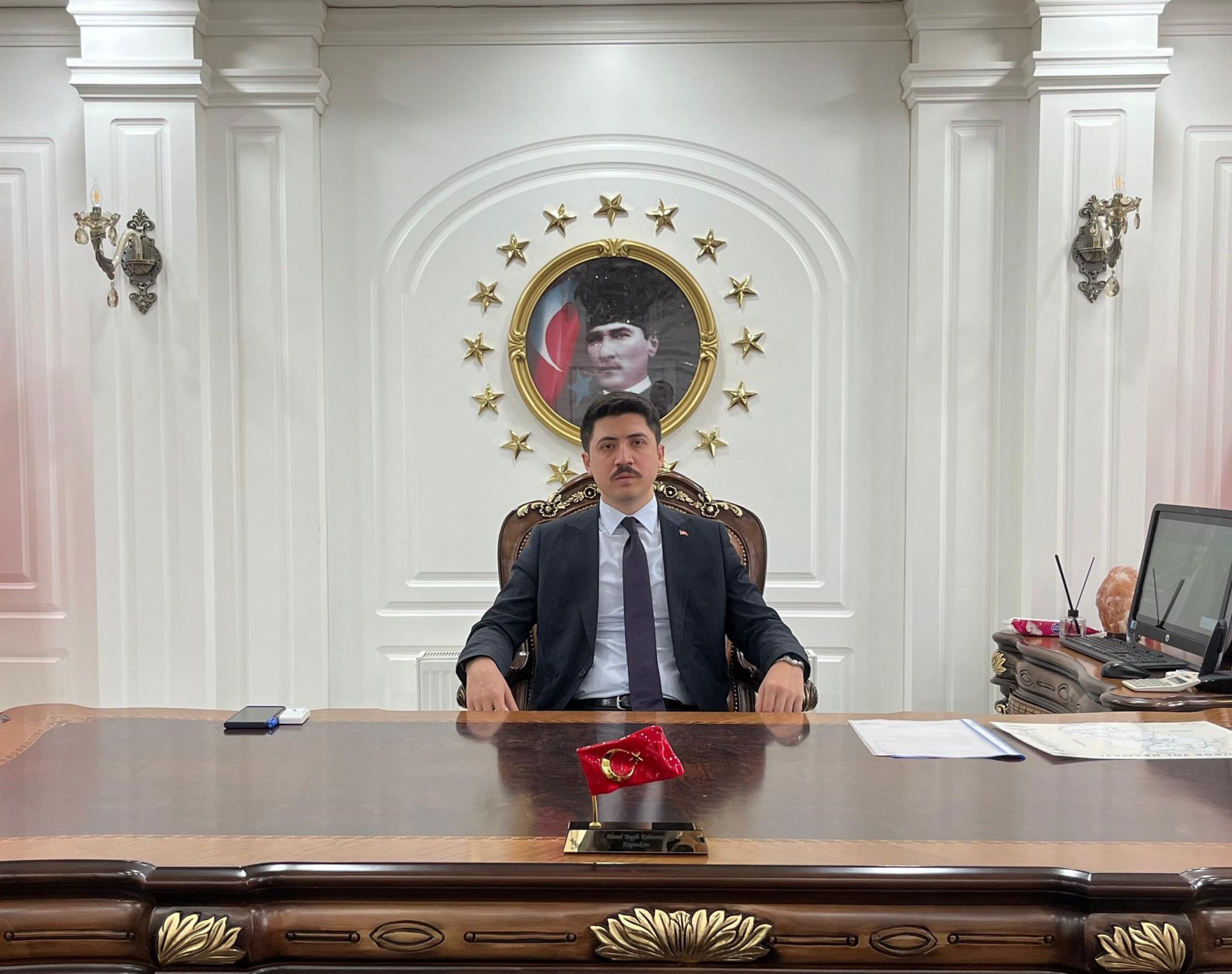 Digor Kaymakamı Kahraman’dan İzmir’deki saldırıya taziye mesajı