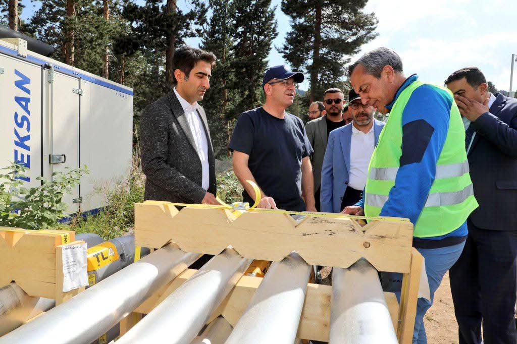 Vali Ziya Polat ve Milletvekili Adem Çalkın, Sarıkamış'taki Suni Karlama Projesi çalışmalarını inceledi