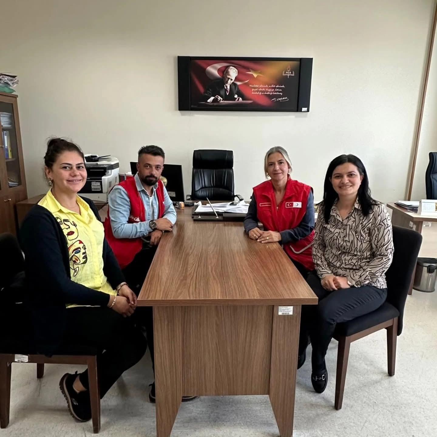 Kızılay Kars Şubesi’nden Okullara Ziyaret ve Destek Mesajı