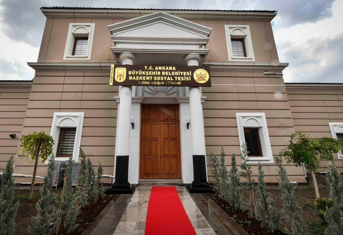 Kuzey Yıldızı'nda ilk düğün