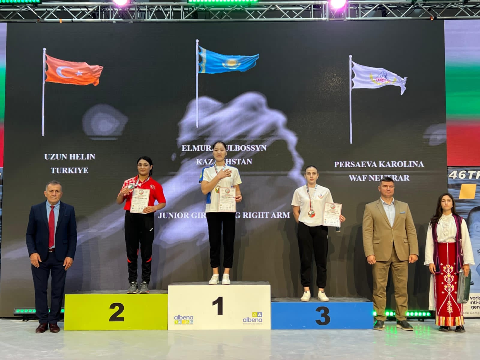 Helin Uzun, Bulgaristan’da Türkiye’ye gümüş madalya getirdi