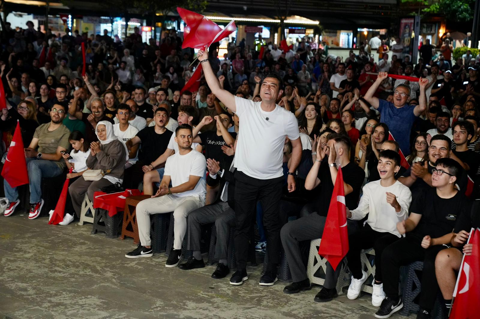 Giresun'da Alperen Şengün'lü milli takım coşkusu