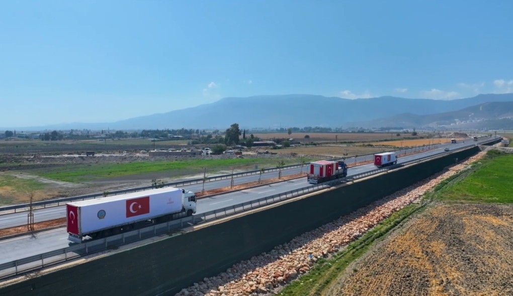 Türkiye'den; Şam Havaalanına Zorlu İniş Sistemi Desteği
