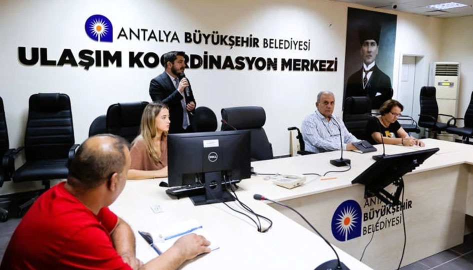 Antalya’da toplu ulaşım şoförlerine engelli ve otizm farkındalık eğitimi