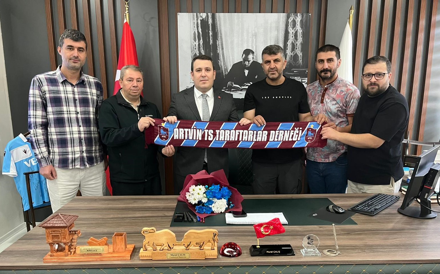 Artvin Trabzonspor taraftar derneğinden Artvin Cumhuriyet Başsavcısına ziyaret