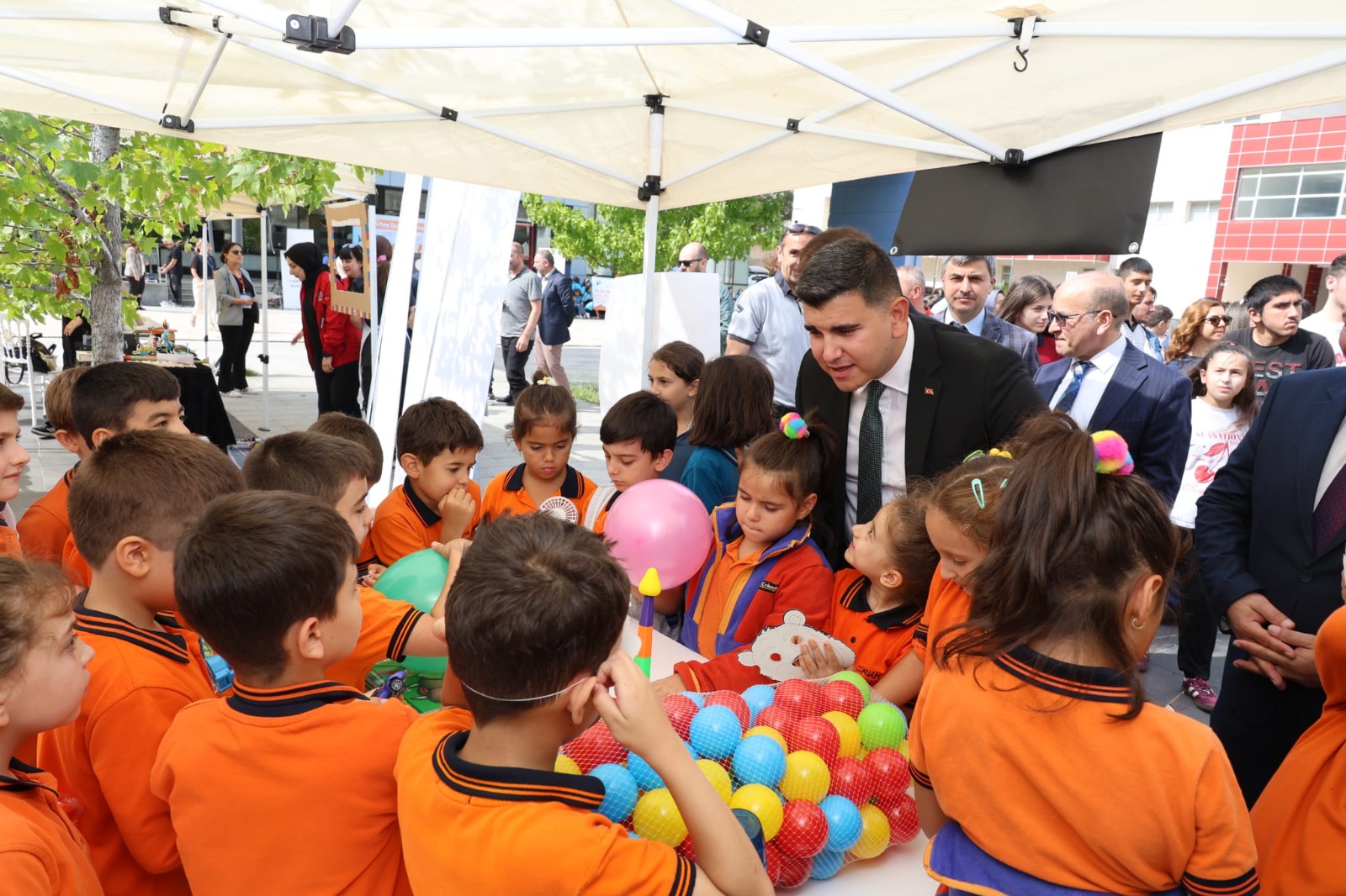 Artvin'de "Bilge Artvin Doğanın Mühendisliği" temalı bilim şenliği başladı