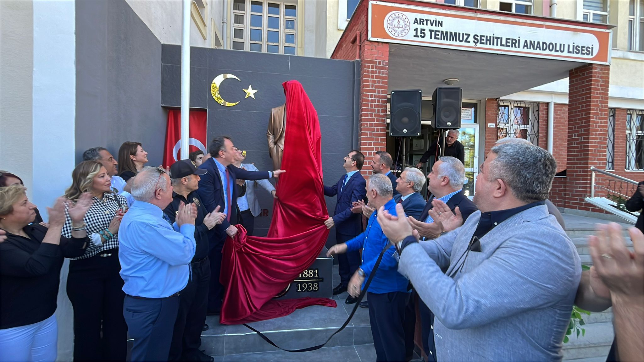 Artvin Ticaret Borsası ve iş dünyasından eğitime anlamlı katkı