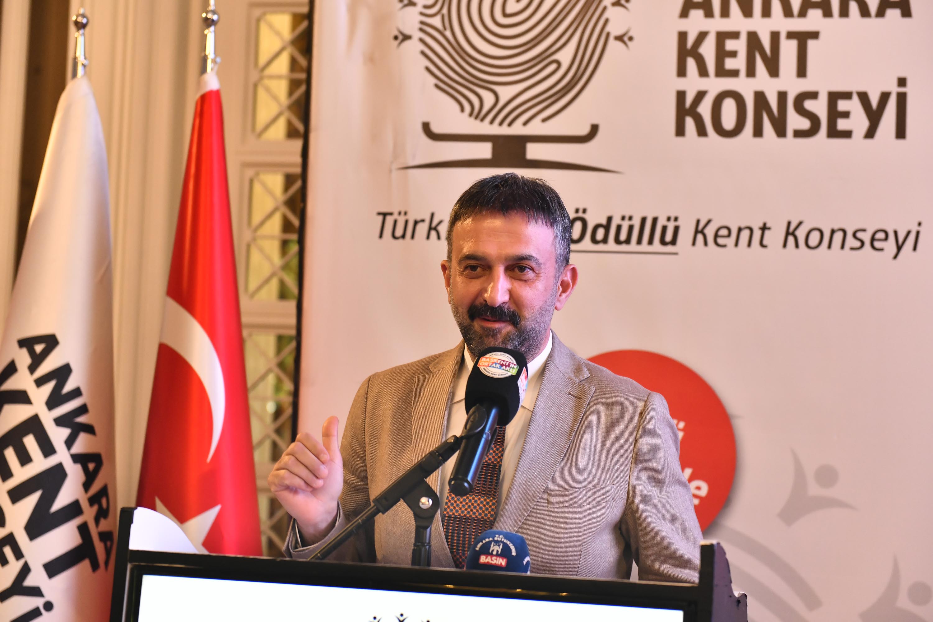 AKK Başkanı Yılmaz: Demokrasi kentle başlar, katılım her gün gereklidir