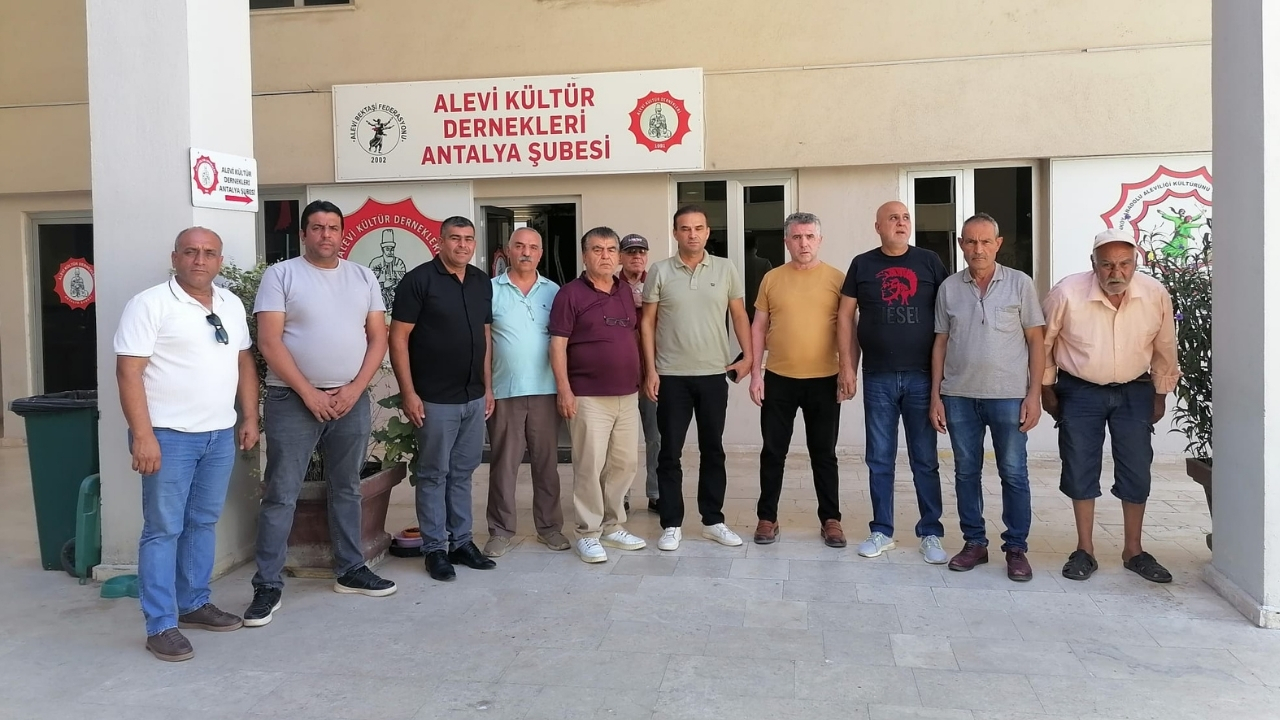 Zeytinköy nefes alamıyor: "Sokaklar güvensiz, hizmetler yetersiz”