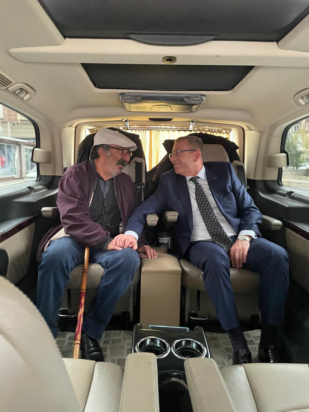 Kars Valisi Ziya Polat’tan yaşlı vatandaşa anlamlı davranış