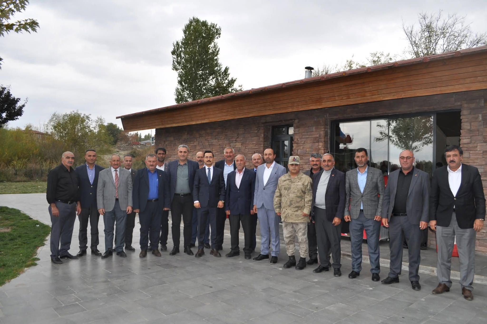 Kaymakam Demirtaş’tan Muhtarlar Günü'nde anlamlı kutlama